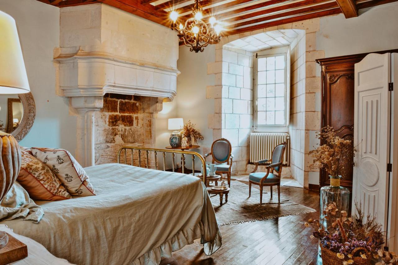 Chateau De Crazannes Zewnętrze zdjęcie